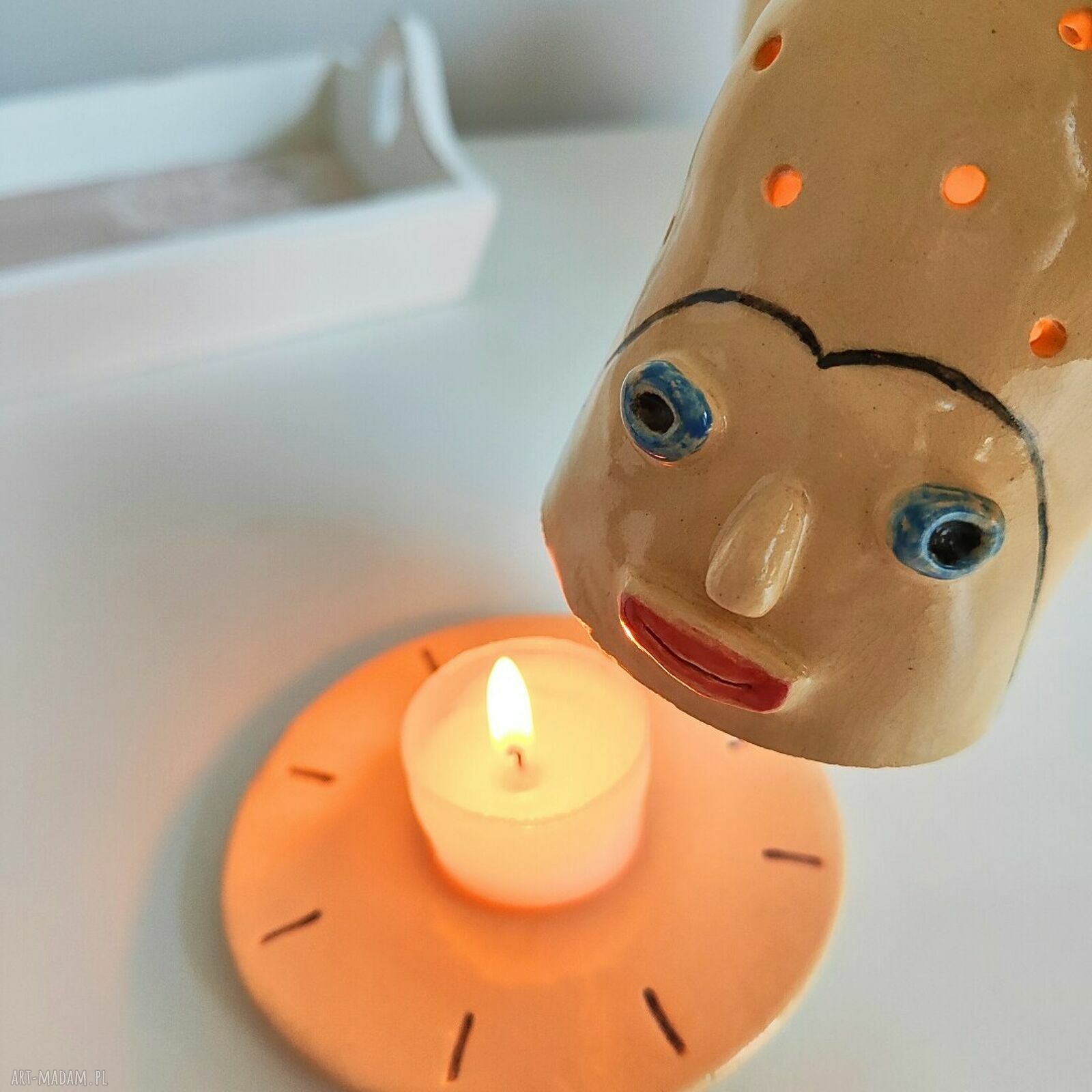 Lampion ceramiczny na tealight - ręcznie lepiona dekoracja na wyjątkowe wieczory