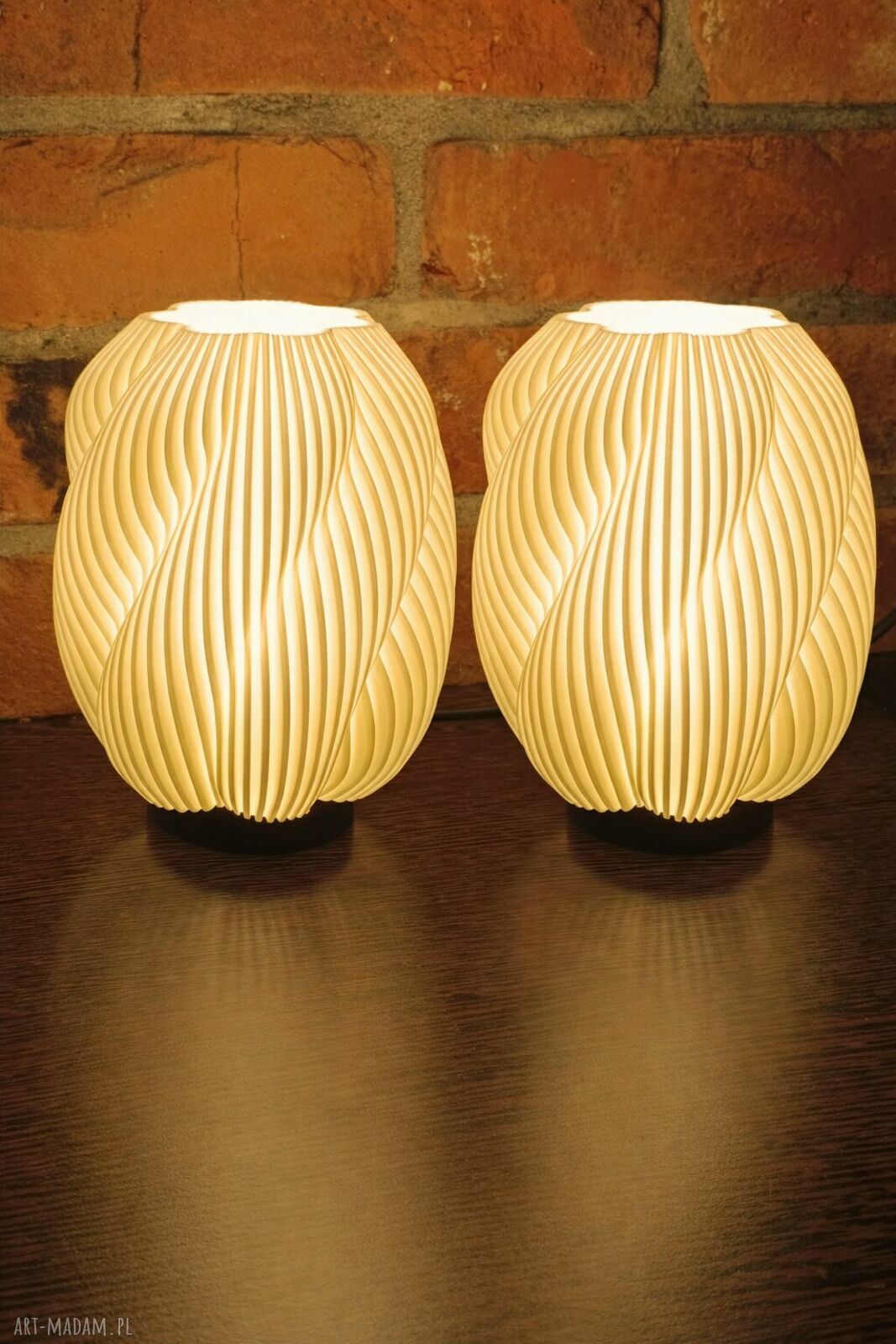 Lampka nocna dekoracyjna 3D - aniołek 20 cm do sypialni i pokoju dziecka