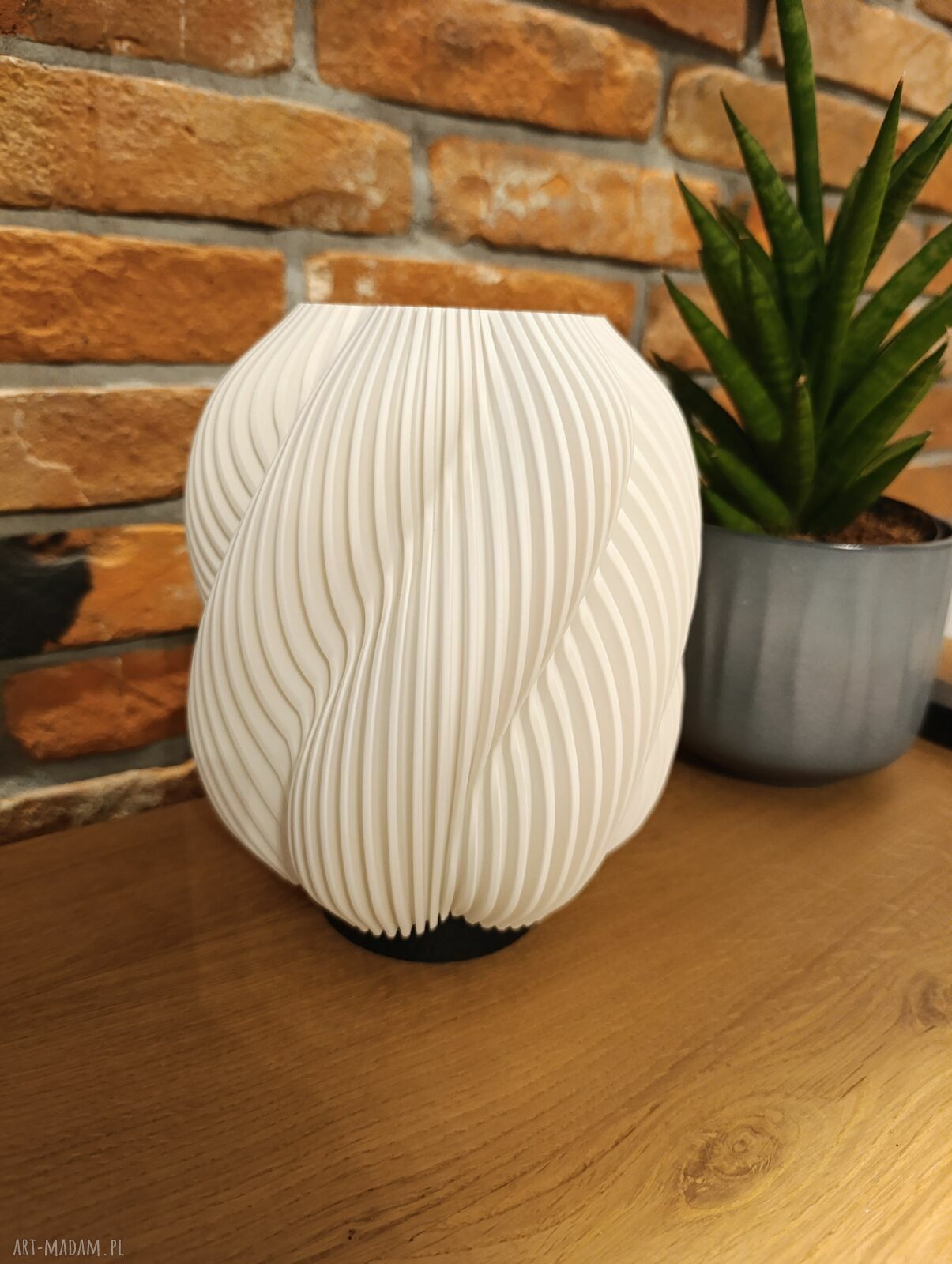 Lampka nocna dekoracyjna 3D - aniołek 20 cm do sypialni i pokoju dziecka
