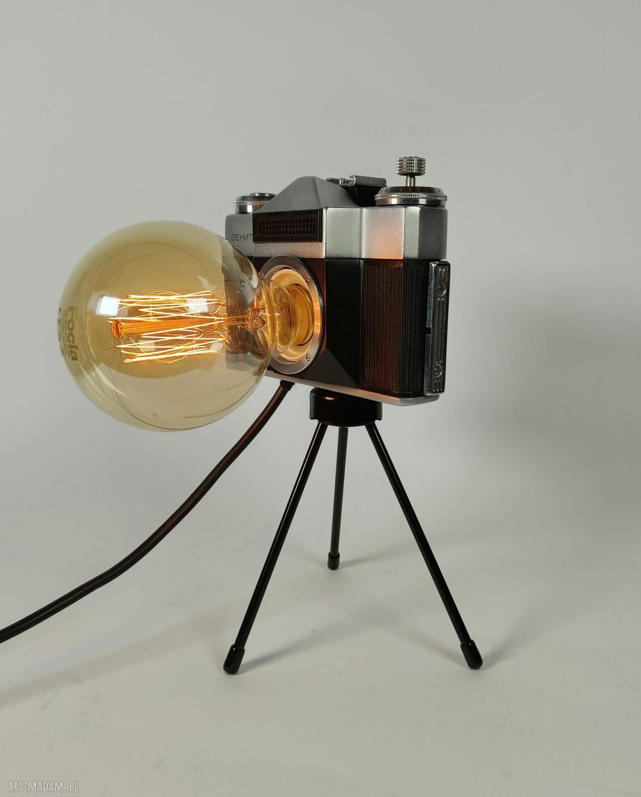 Lampka RETRO z aparatu fotograficznego - oryginalny prezent dla fotografa