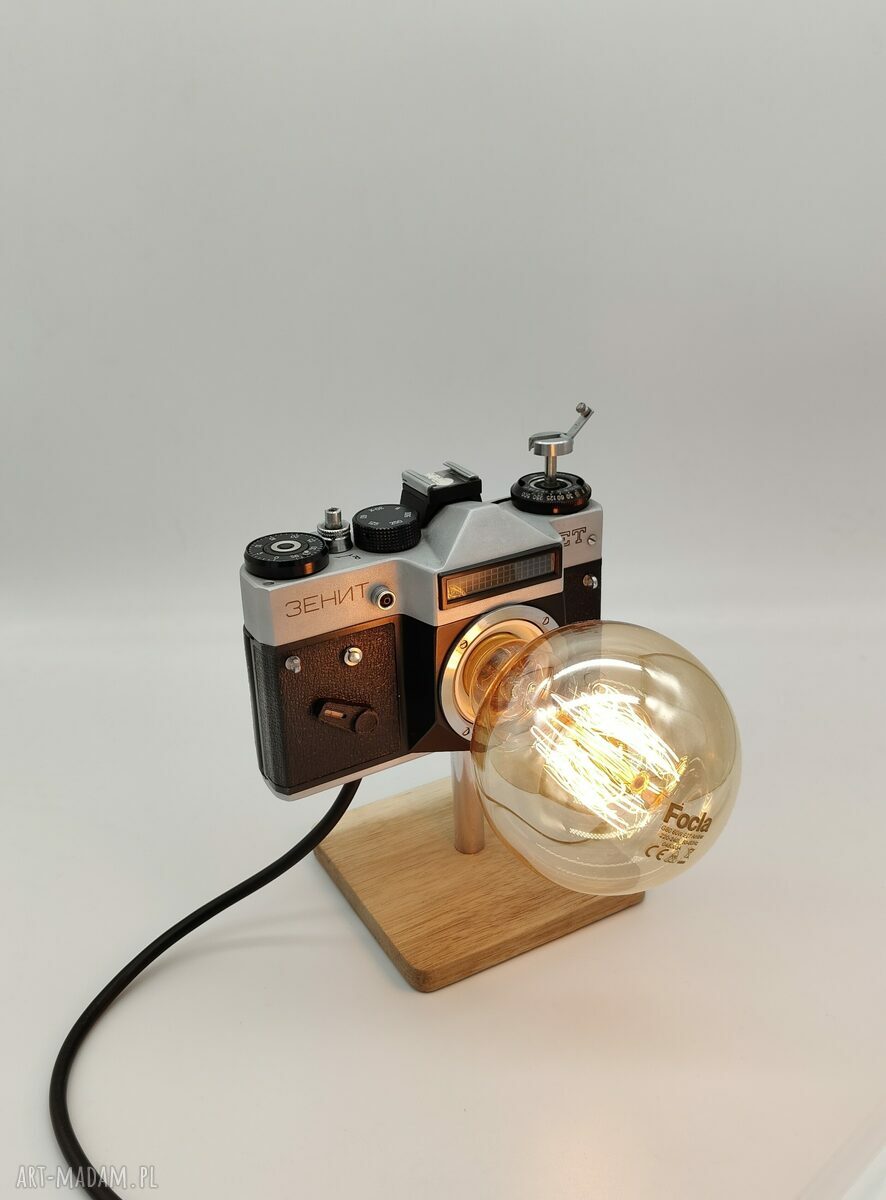 Lampka vintage z aparatu fotograficznego - oryginalny prezent retro