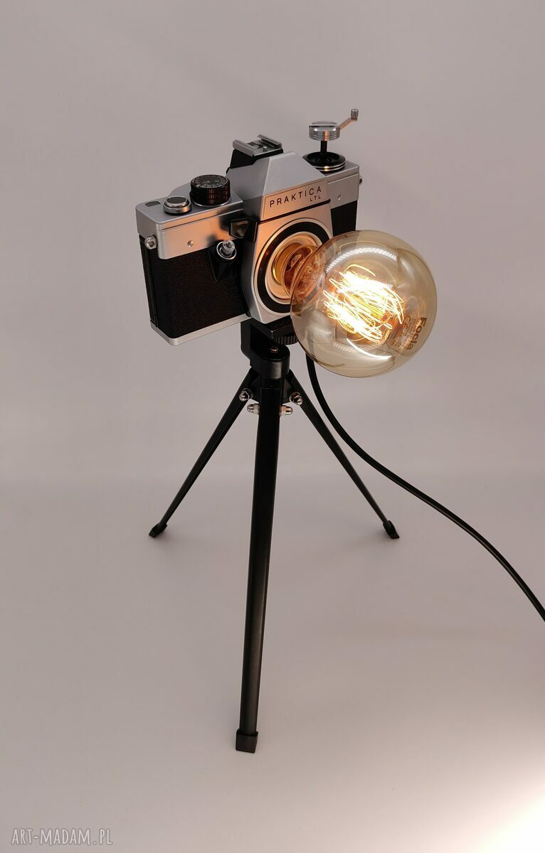 Lampka z aparatu w stylu retro - prezent dla fotografa i fotografki