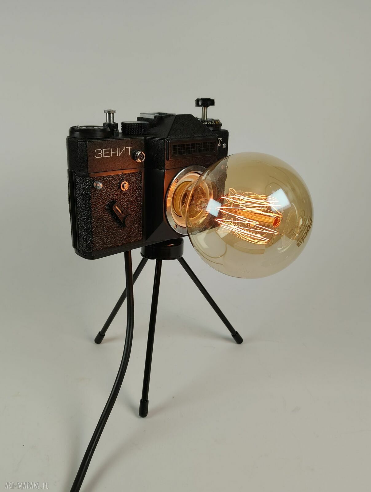 Lampka z aparatu fotograficznego - retro dekoracja vintage do biurka i na prezent