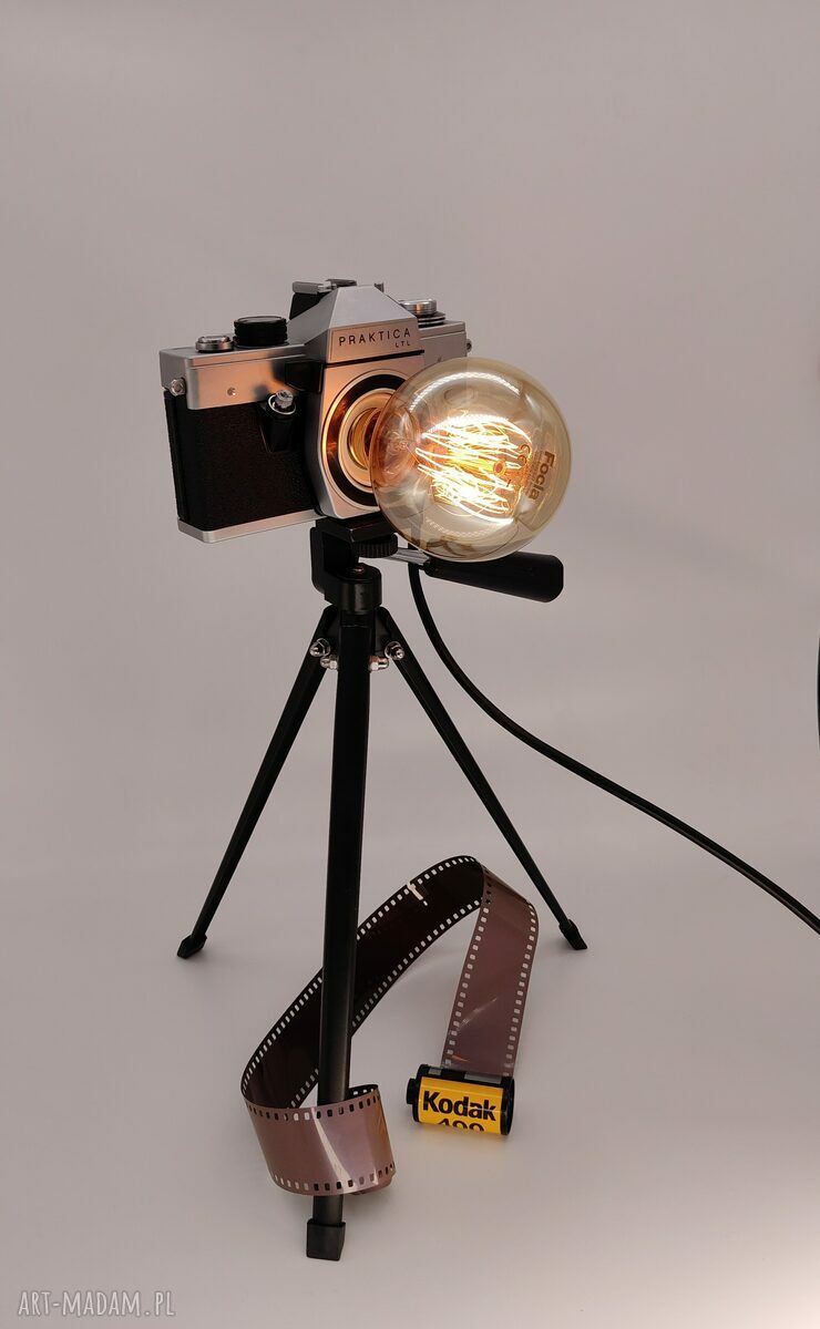 Lampka z aparatu w stylu retro - prezent dla fotografa i fotografki
