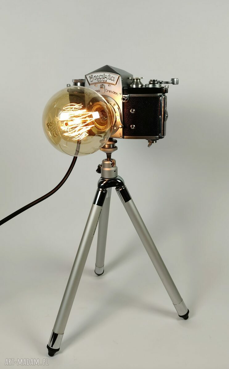 Lampka z aparatu fotograficznego - retro dekoracja do domu i biura