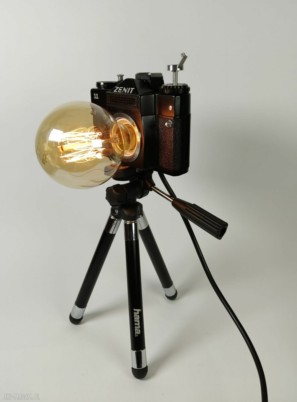Lampka retro z aparatu fotograficznego - oryginalny prezent dla fotografa i fotografki