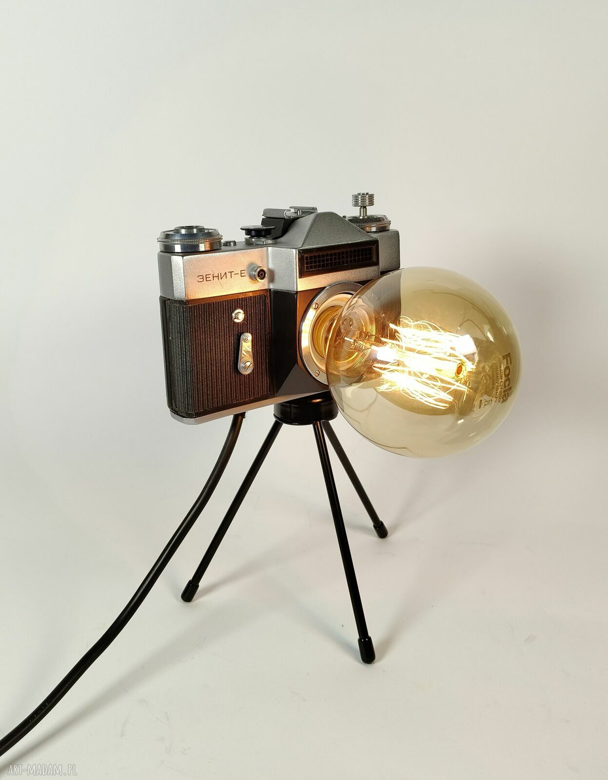 Lampka RETRO z aparatu fotograficznego - oryginalny prezent dla fotografa