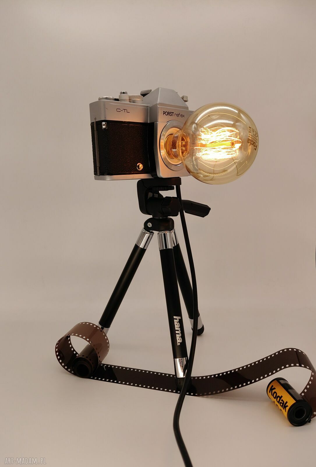 Lampka z aparatu retro - oryginalny prezent dla fotografa