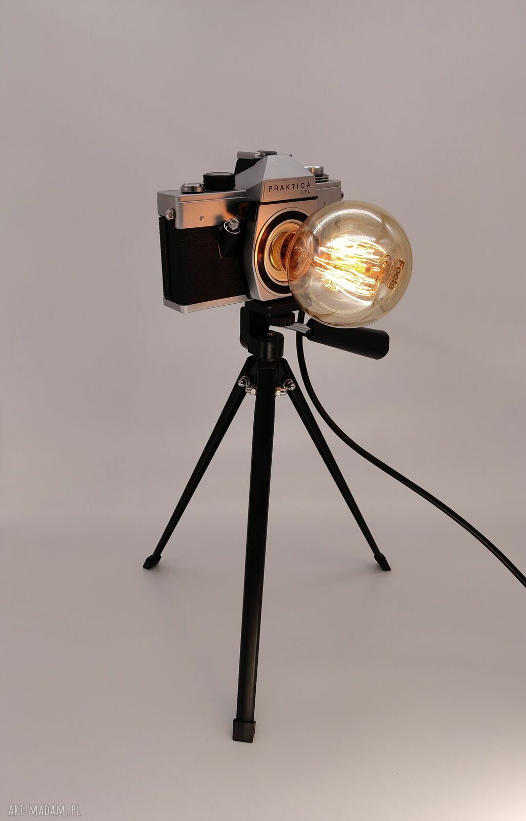 Lampka z aparatu w stylu retro - prezent dla fotografa i fotografki