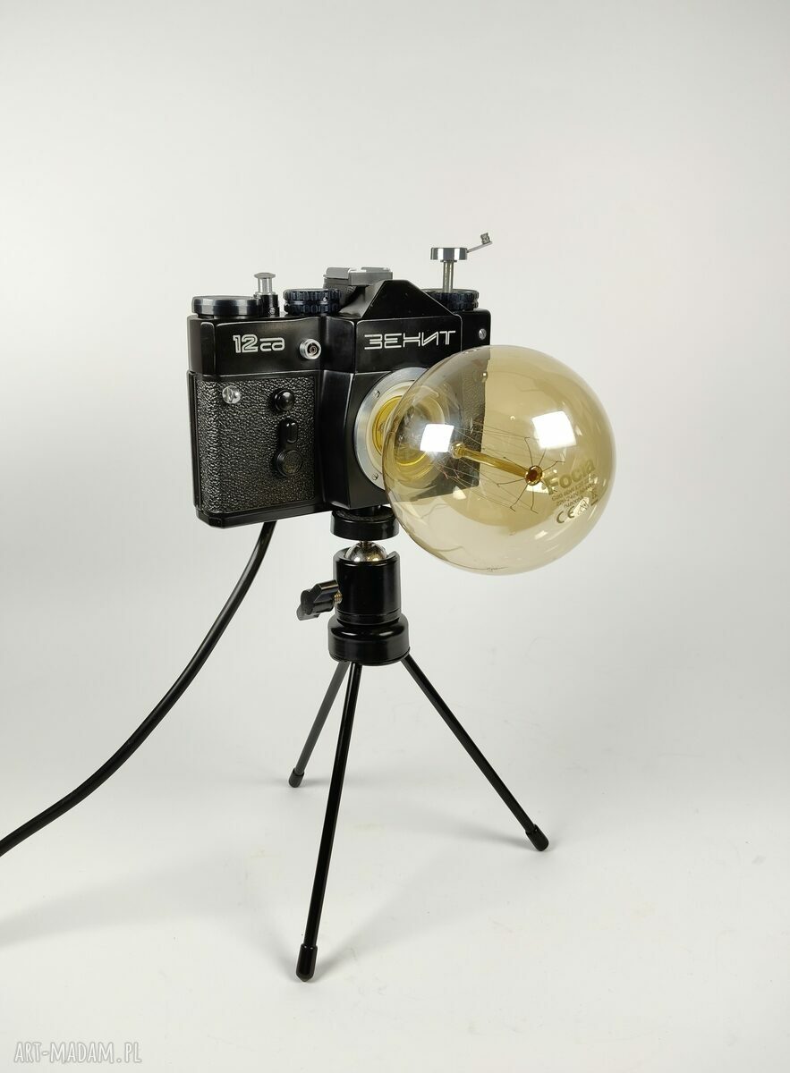Lampka z aparatu fotograficznego - retro prezent dla fotografa i fotografki
