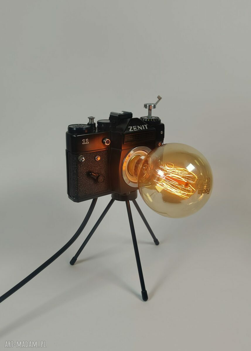 Lampka z aparatu fotograficznego w stylu retro - prezent dla fotograficzki