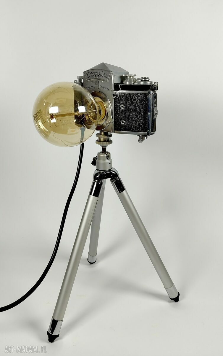 Lampka z aparatu fotograficznego - retro dekoracja do domu i biura