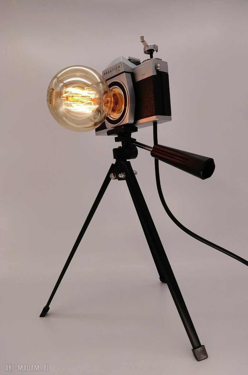 Lampka z aparatu w stylu retro - prezent dla fotografa i fotografki