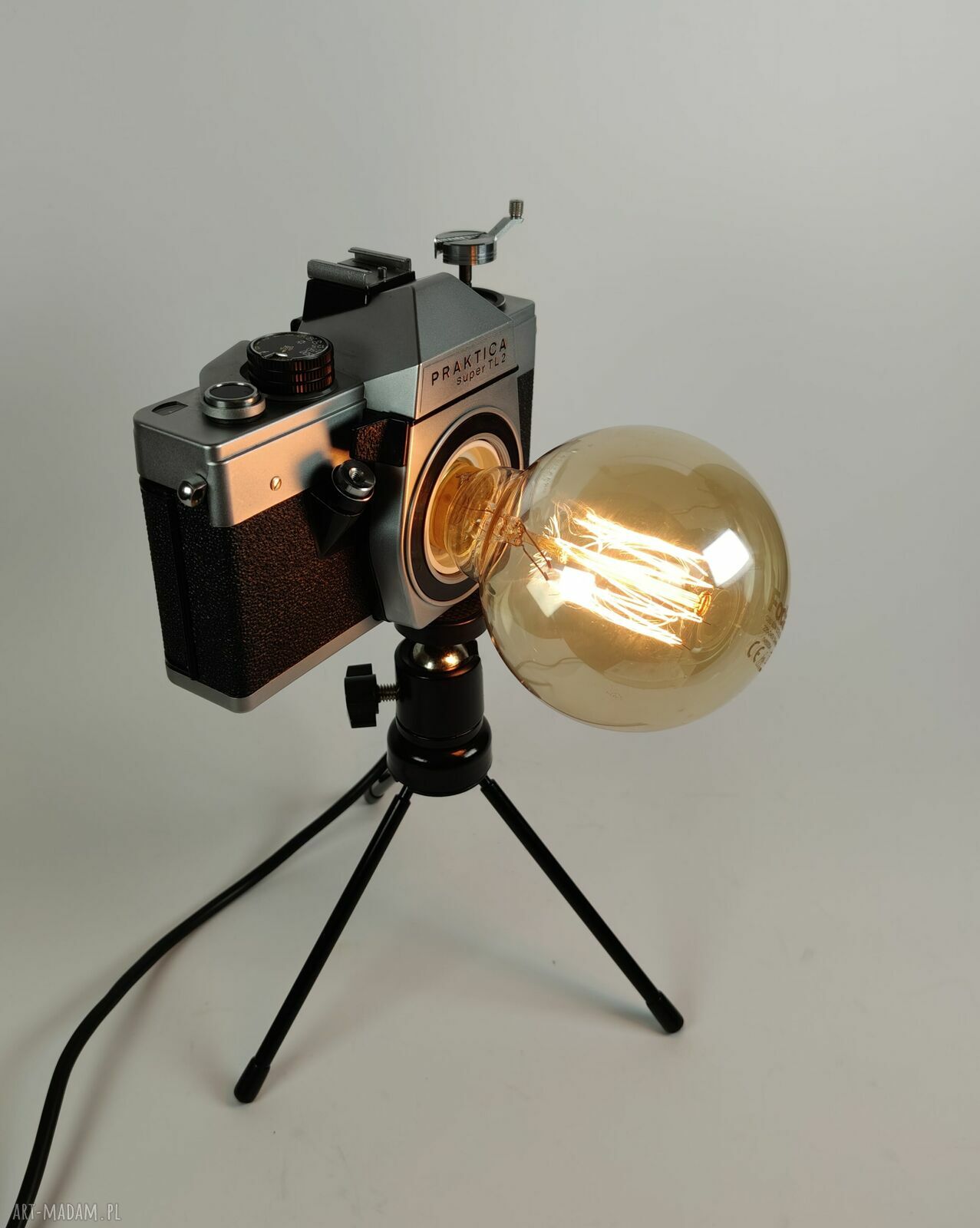 Lampka z aparatu fotograficznego w stylu retro - prezent dla fotografa