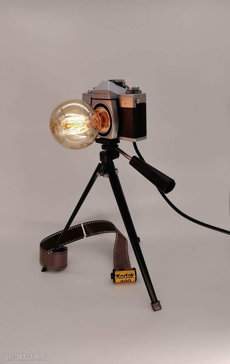 Lampka z aparatu w stylu retro - prezent dla fotografa i fotografki