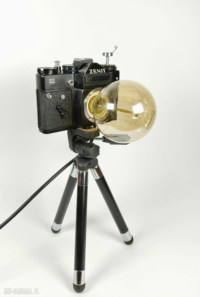 Lampka retro z aparatu fotograficznego - oryginalny prezent dla fotografa i fotografki