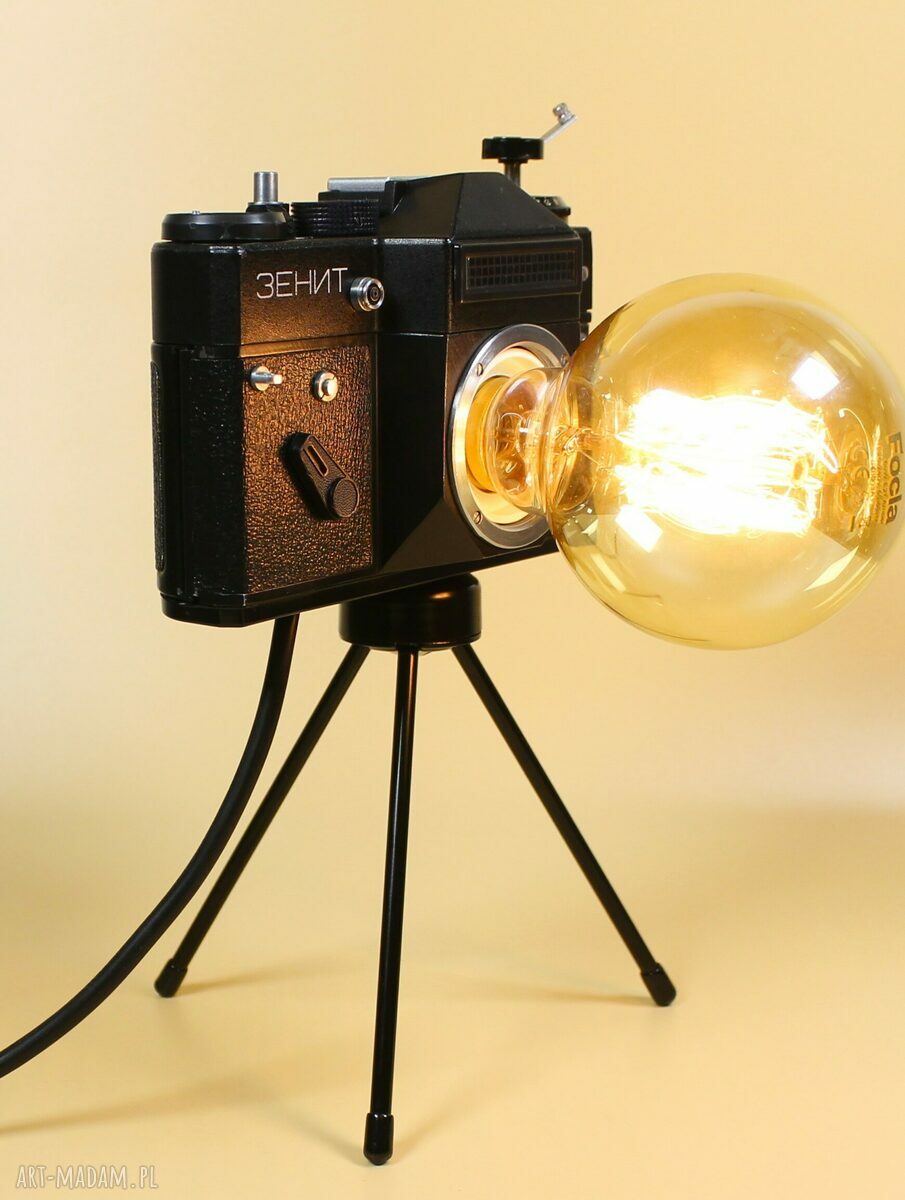 Retro lampka z aparatu - oryginalny prezent dla fotografa i fotografki