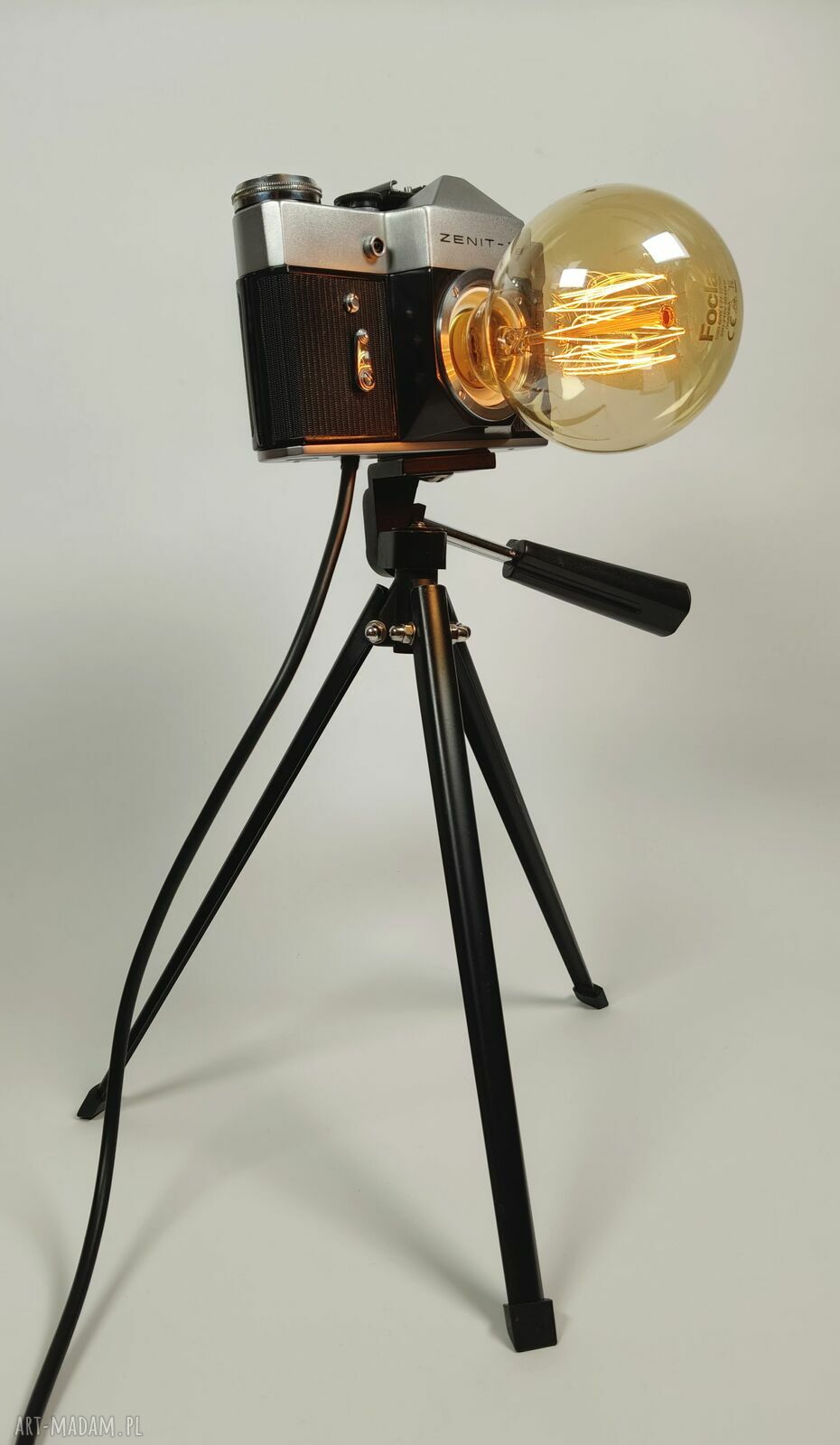 Lampka z aparatu fotograficznego - retro prezent dla fotografa