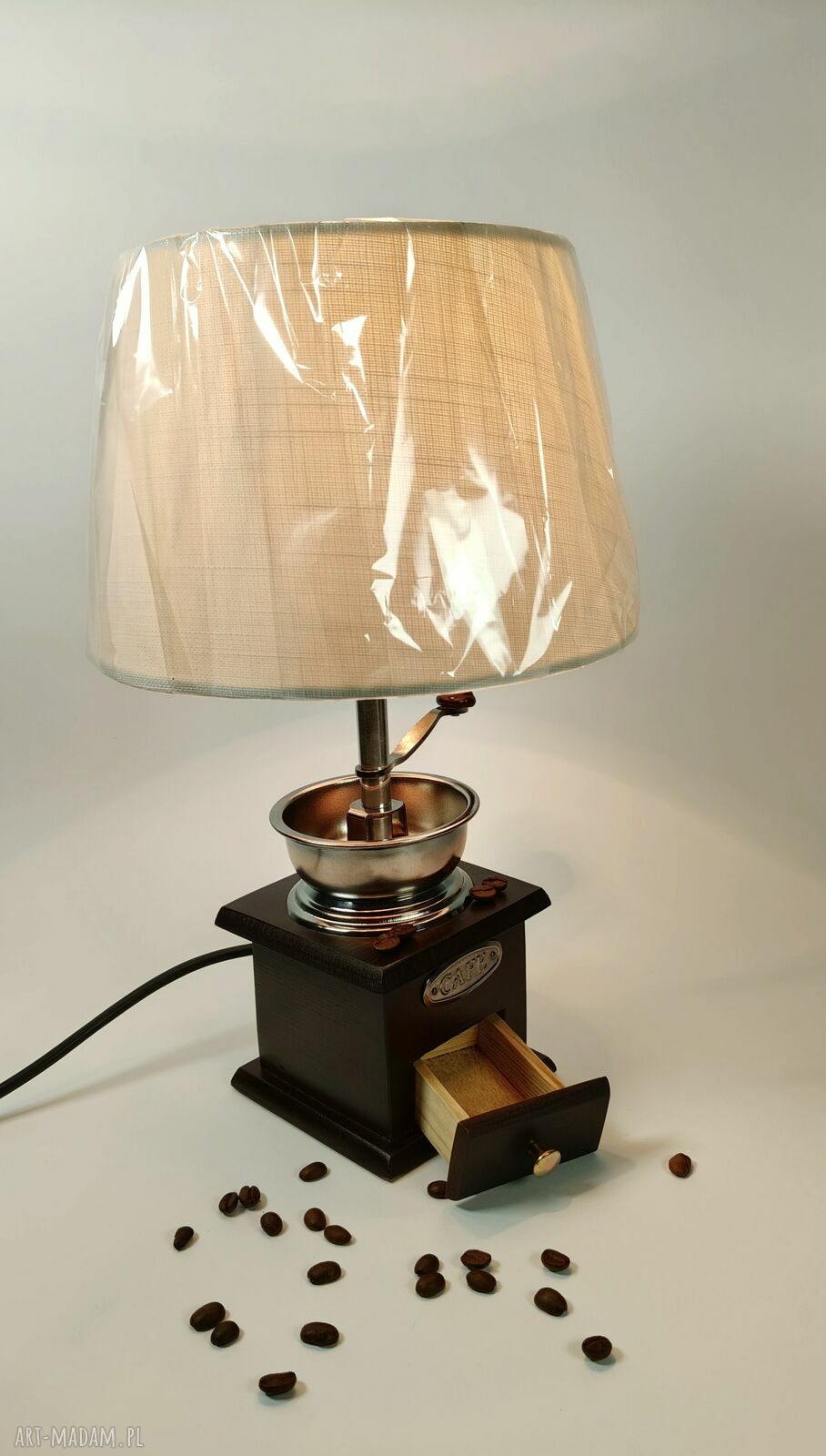 Lampka z młynka do kawy PRL - czarna vintage do wnętrz i na prezent