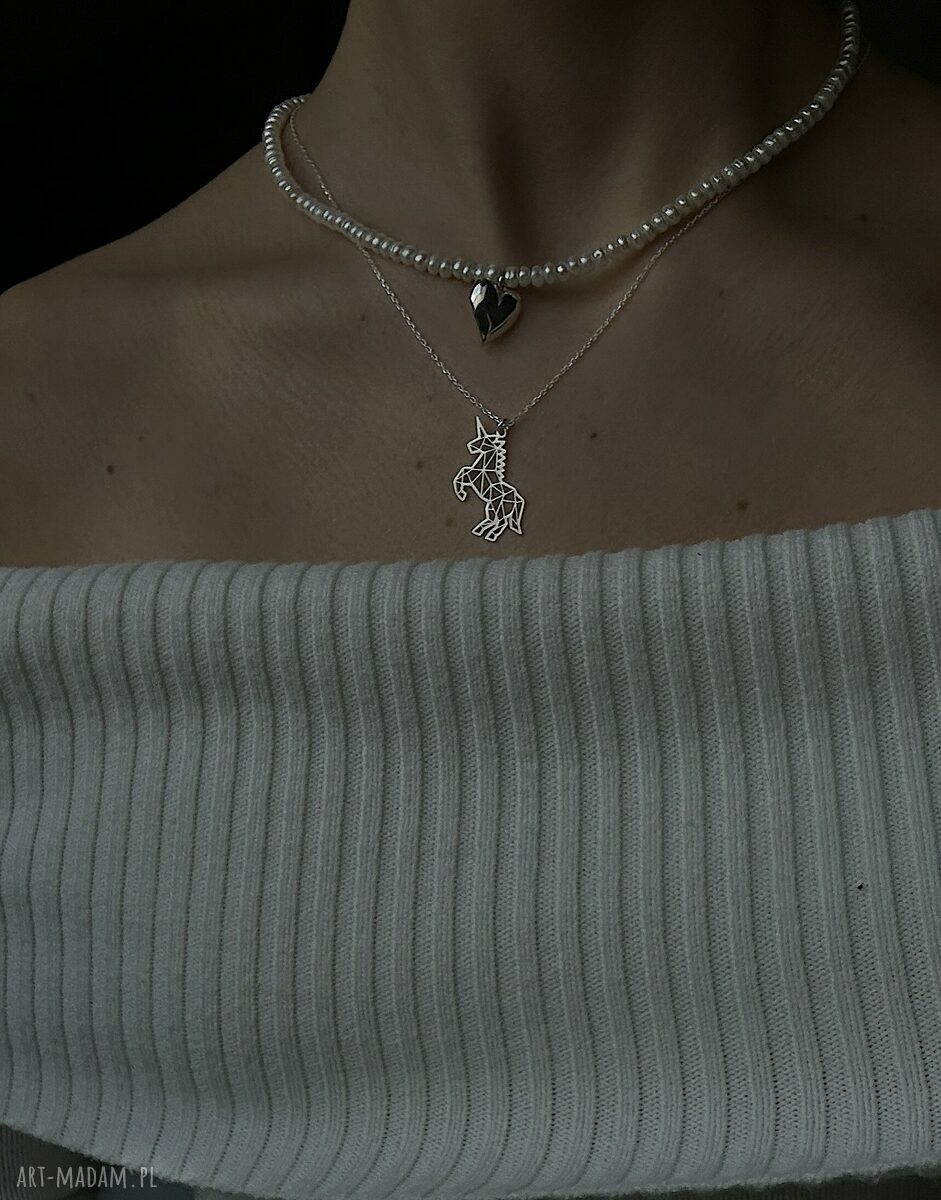 naszyjniki: Srebrny naszyjnik z jednorożcem Ręczne wykonanie