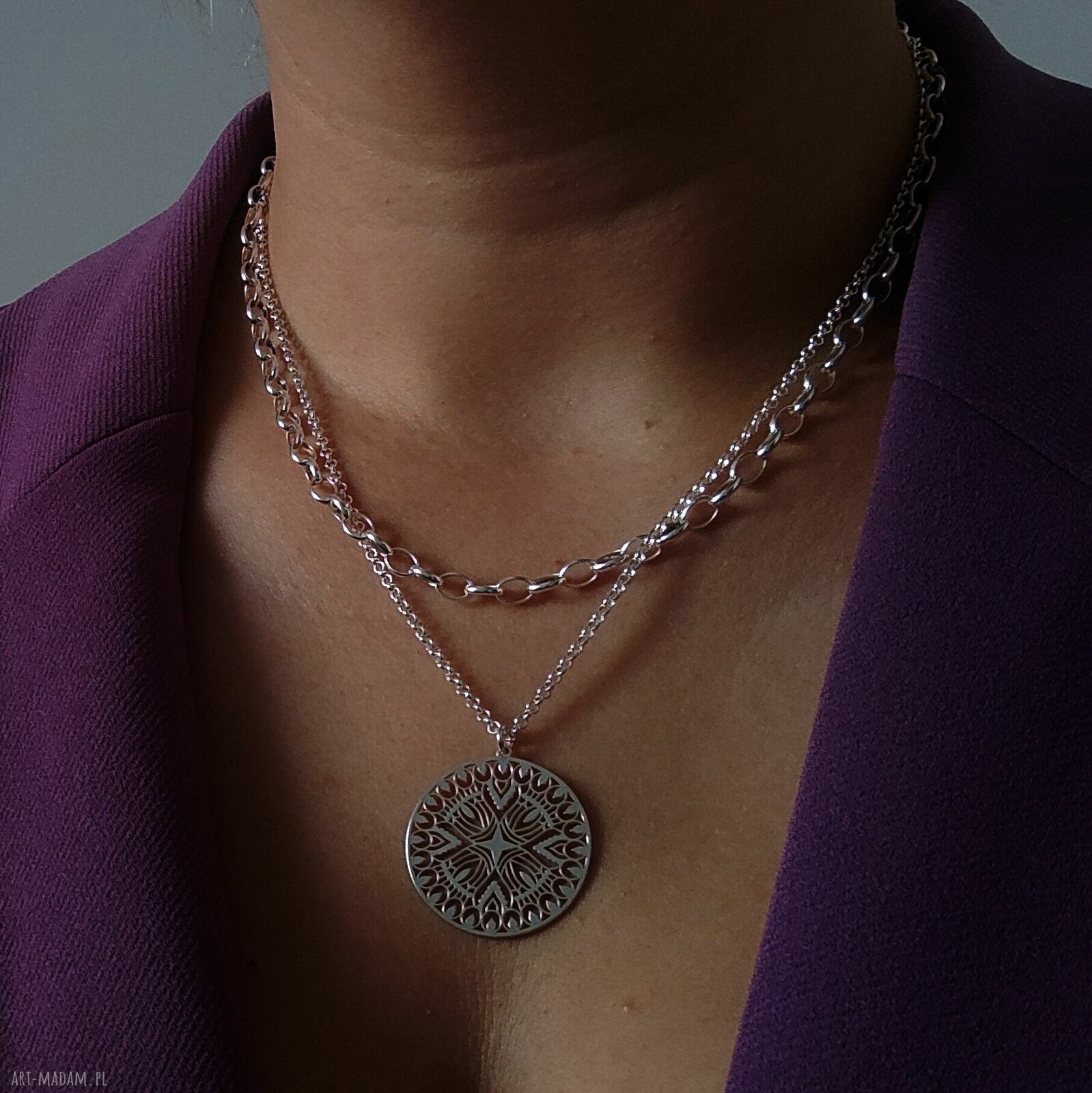 Łańcuszek z rozetą handmade Dar Niespodzianka