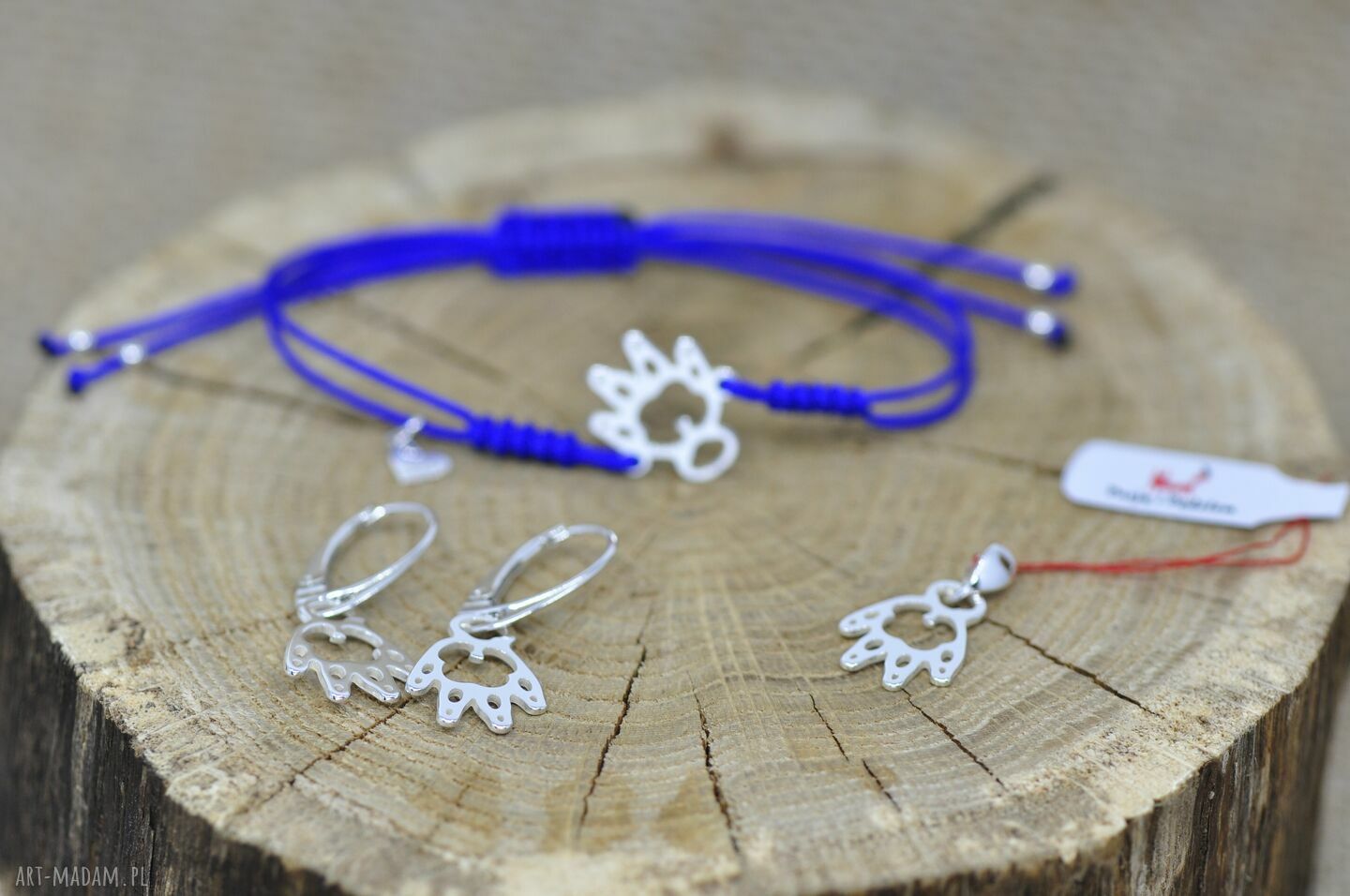 Wisiorek srebrny 925 z ażurową łapką świnki morskiej - handmade