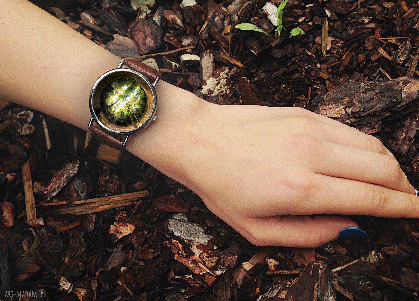 Las - skórzany zegarek damski z dużą tarczą 36 mm