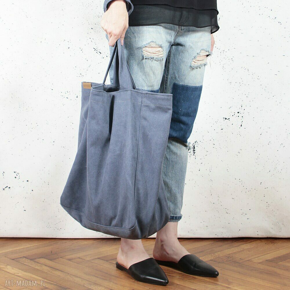 Lazy Bag ciemnoniebieska torba na ramię oversize z grubej bawełny