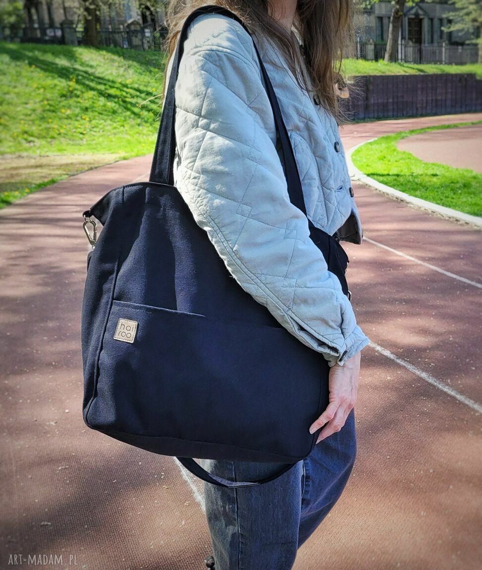 Lazy Bag Pocket: czarna torba na ramię z bawełny canvas vegan