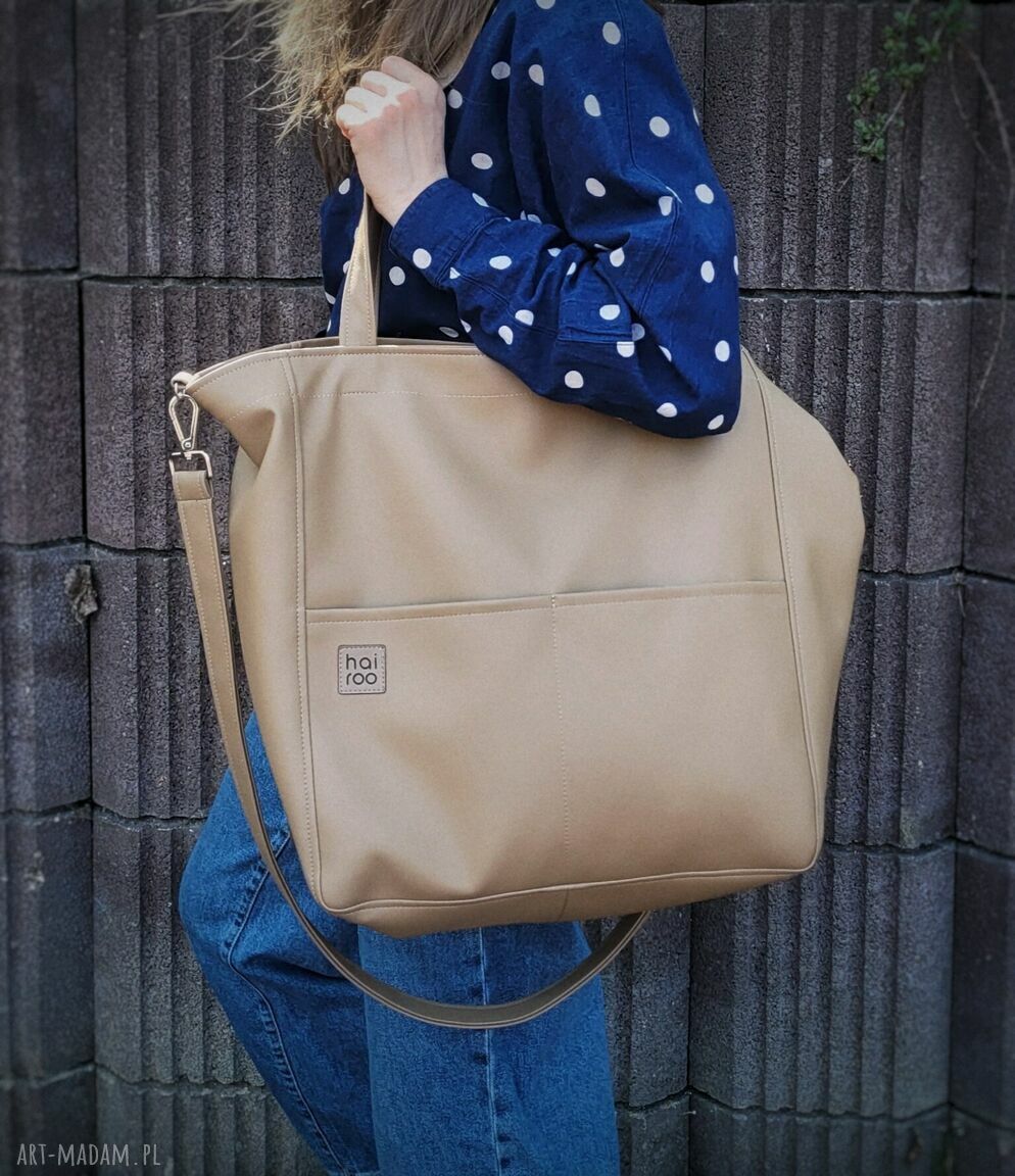 Lazy Bag Pocket - torba na ramię ciemnobeżowa z ekoskóry oversize