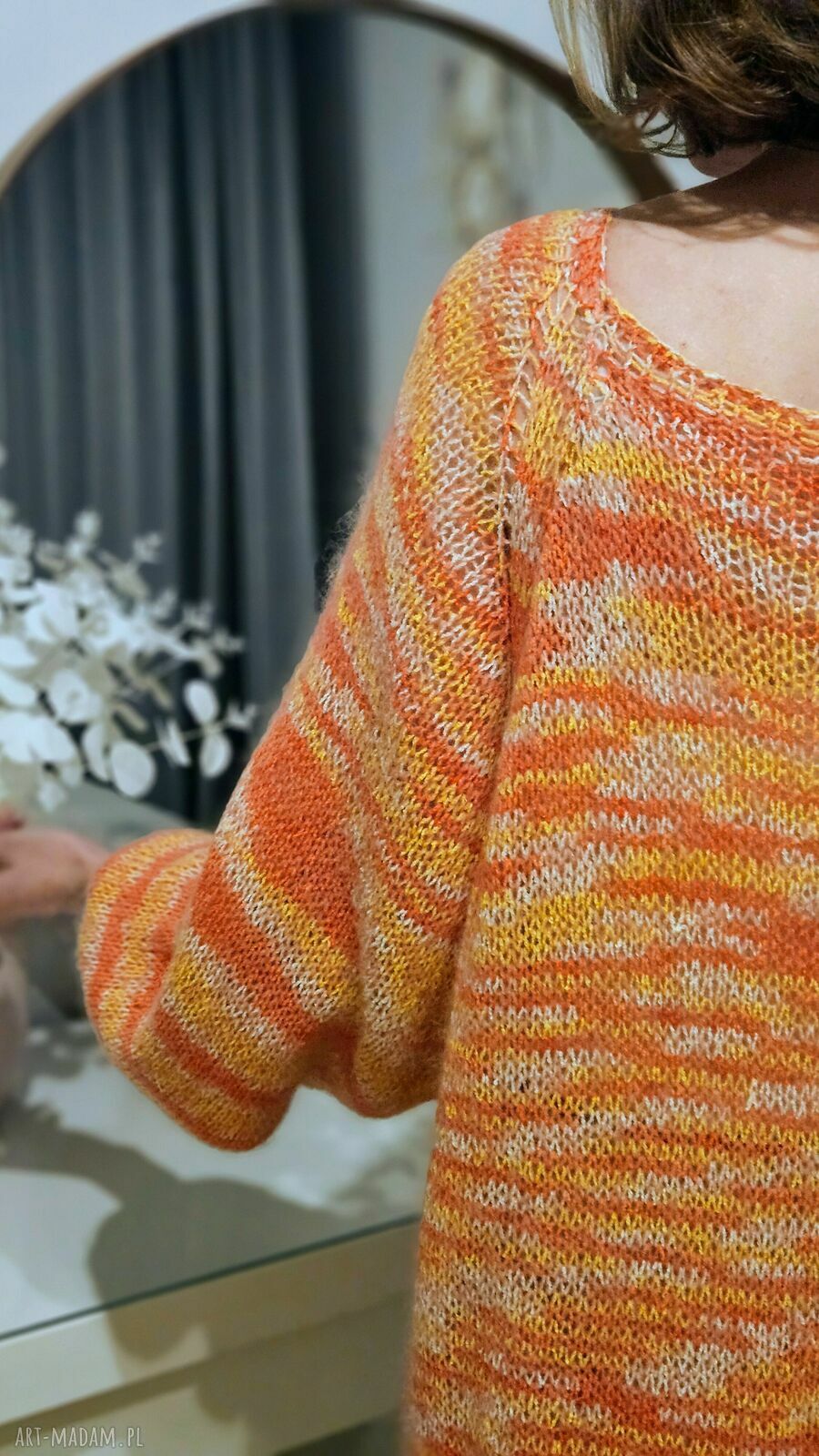 swetry: Lekki sweterek ręcznie robione