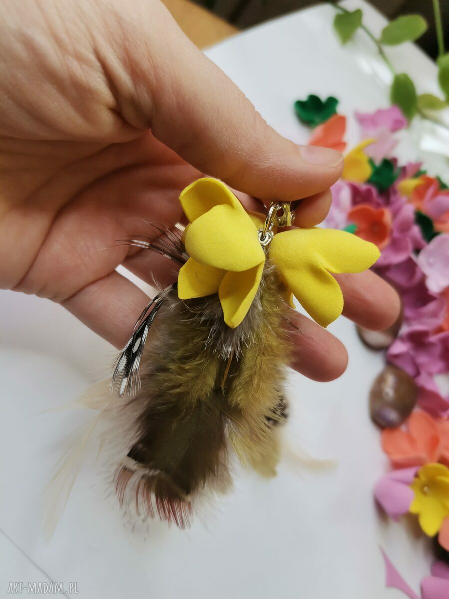 Klipsy lekkie kwiaty i pióra - boho etno Ruda Klara