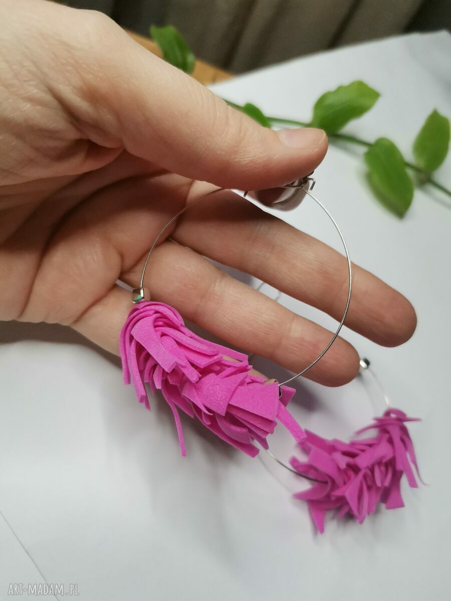 Lekkie amarantowe koła boho folk - kolczyki Ruda Klara