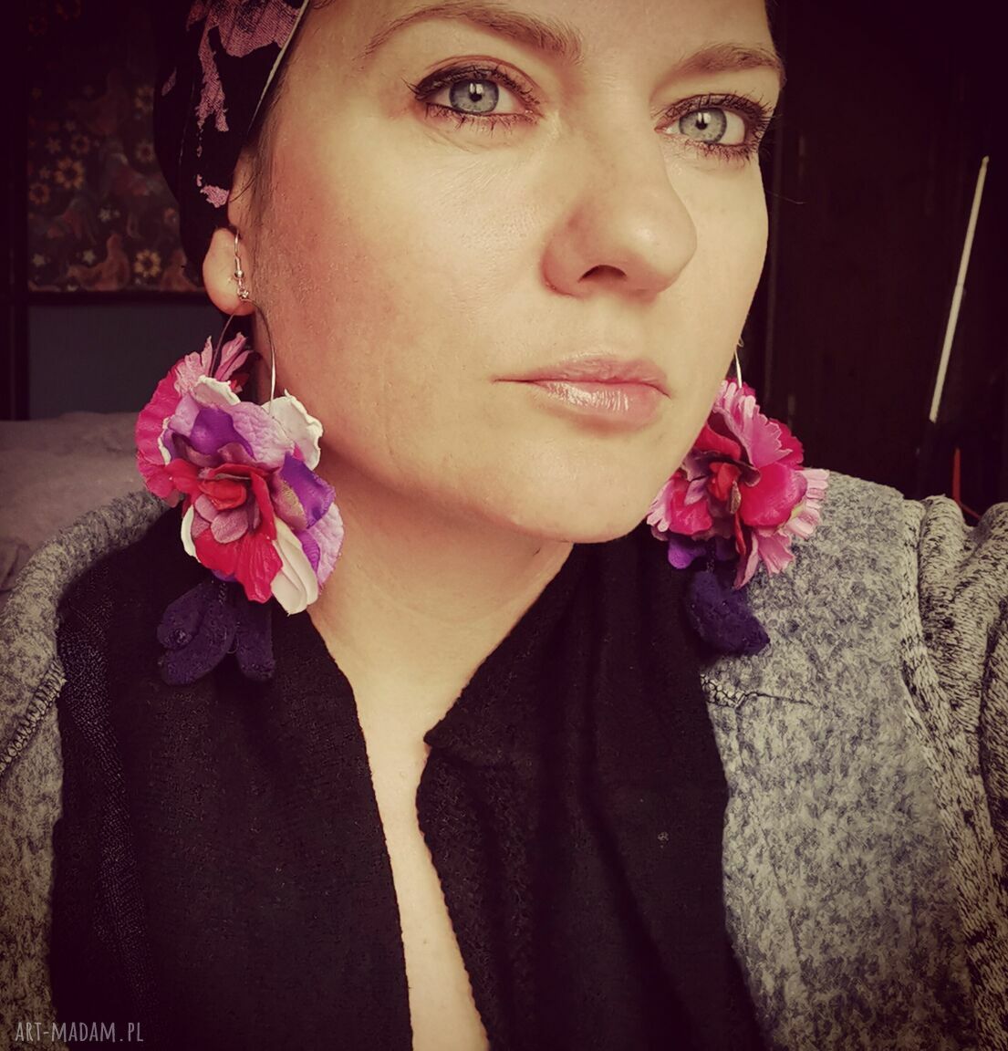 Fioletowe kolczyki w kwiaty - lekkie boho etno