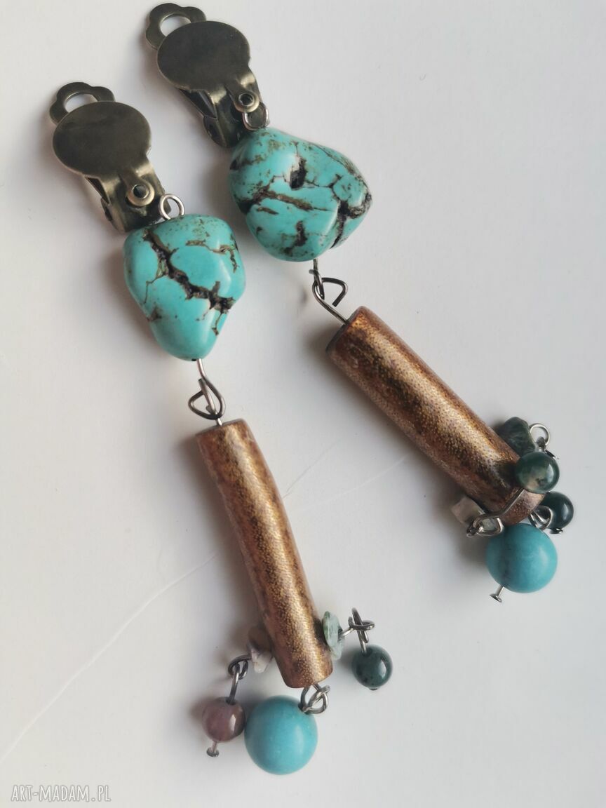 Lekkie klipsy z turkusem i minerałami w stylu folk-boho (Ruda Klara)