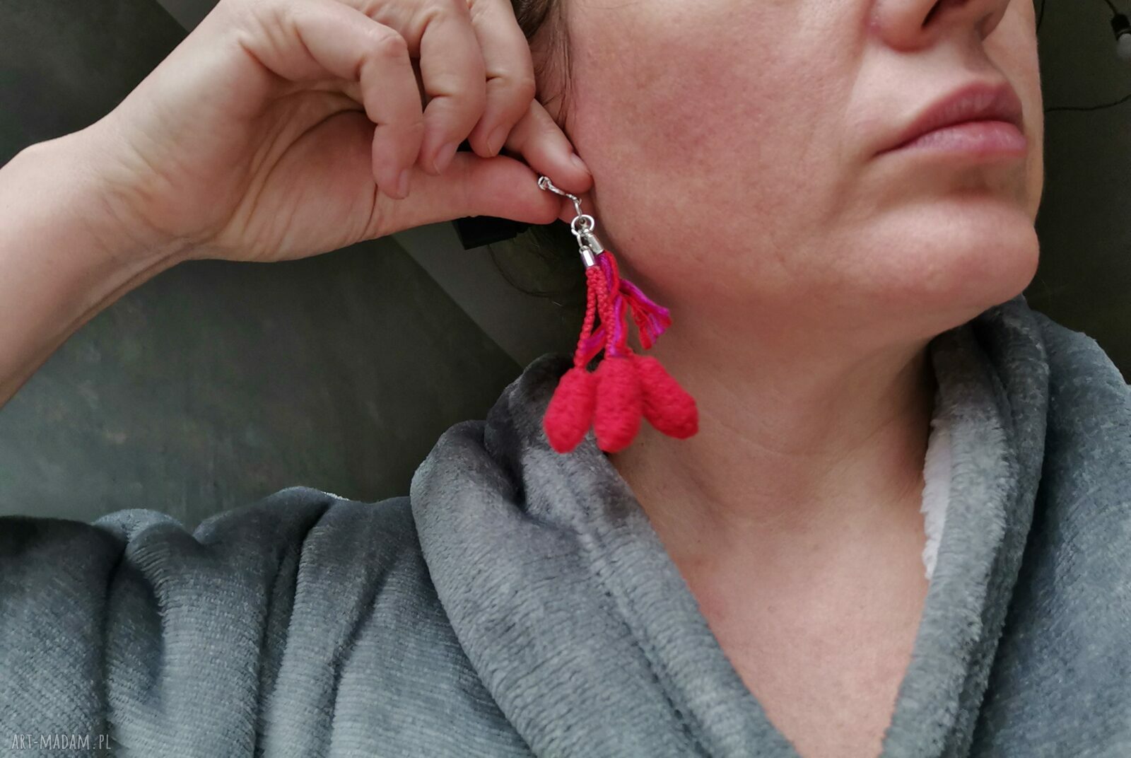Klipsy lekkie pompony kolorowe w stylu folk boho Frida (box x1)
