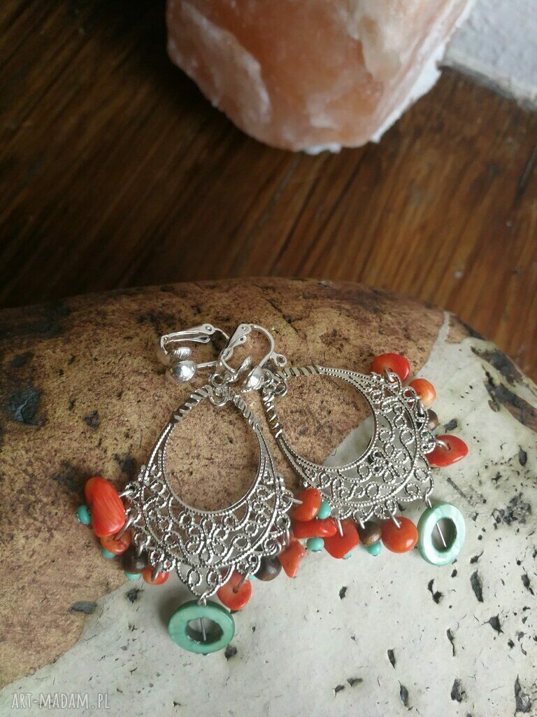 Klipsy lekkie boho - kolorowe wiszące, długość 7 cm (1 szt.)
