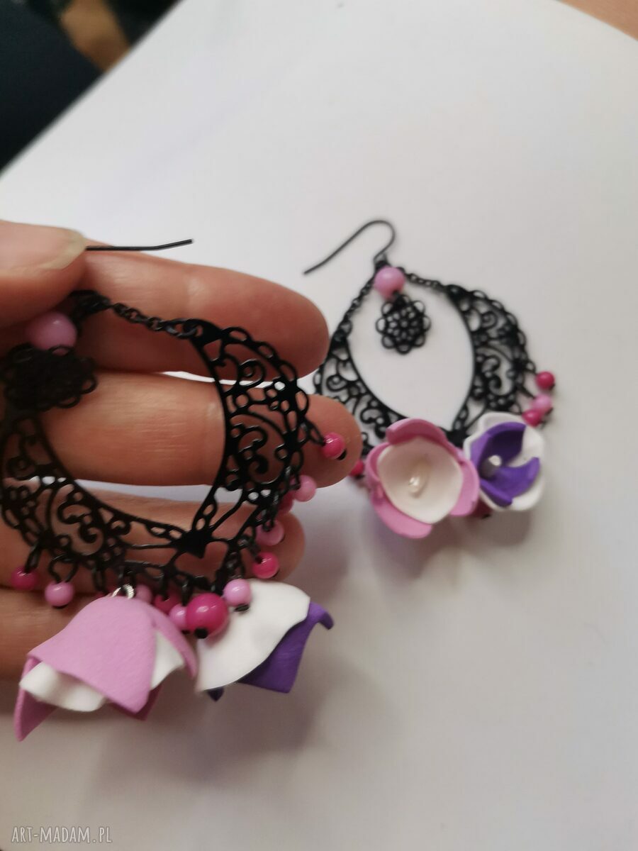 Kolczyki lekkie kolorowe z piórami - boho frędzle