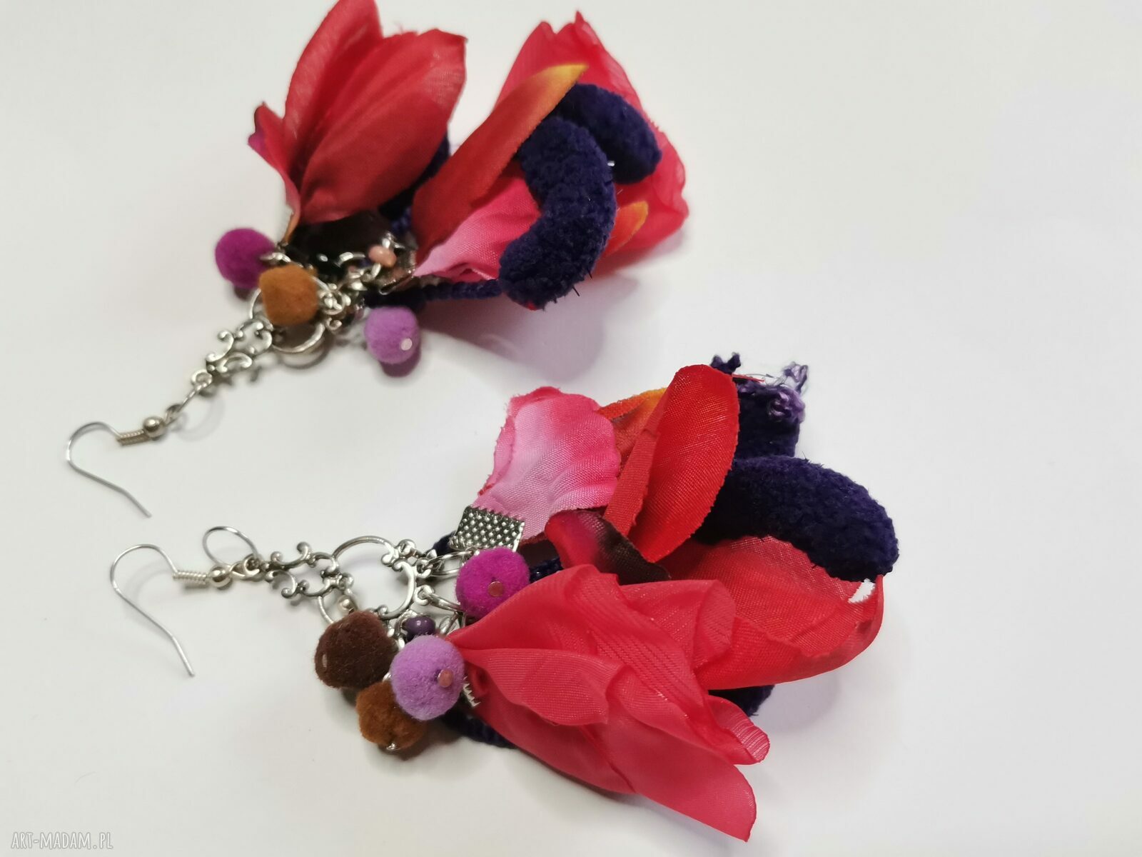 Kolczyki lekkie bujne - boho futro i frędzle, kolorowe