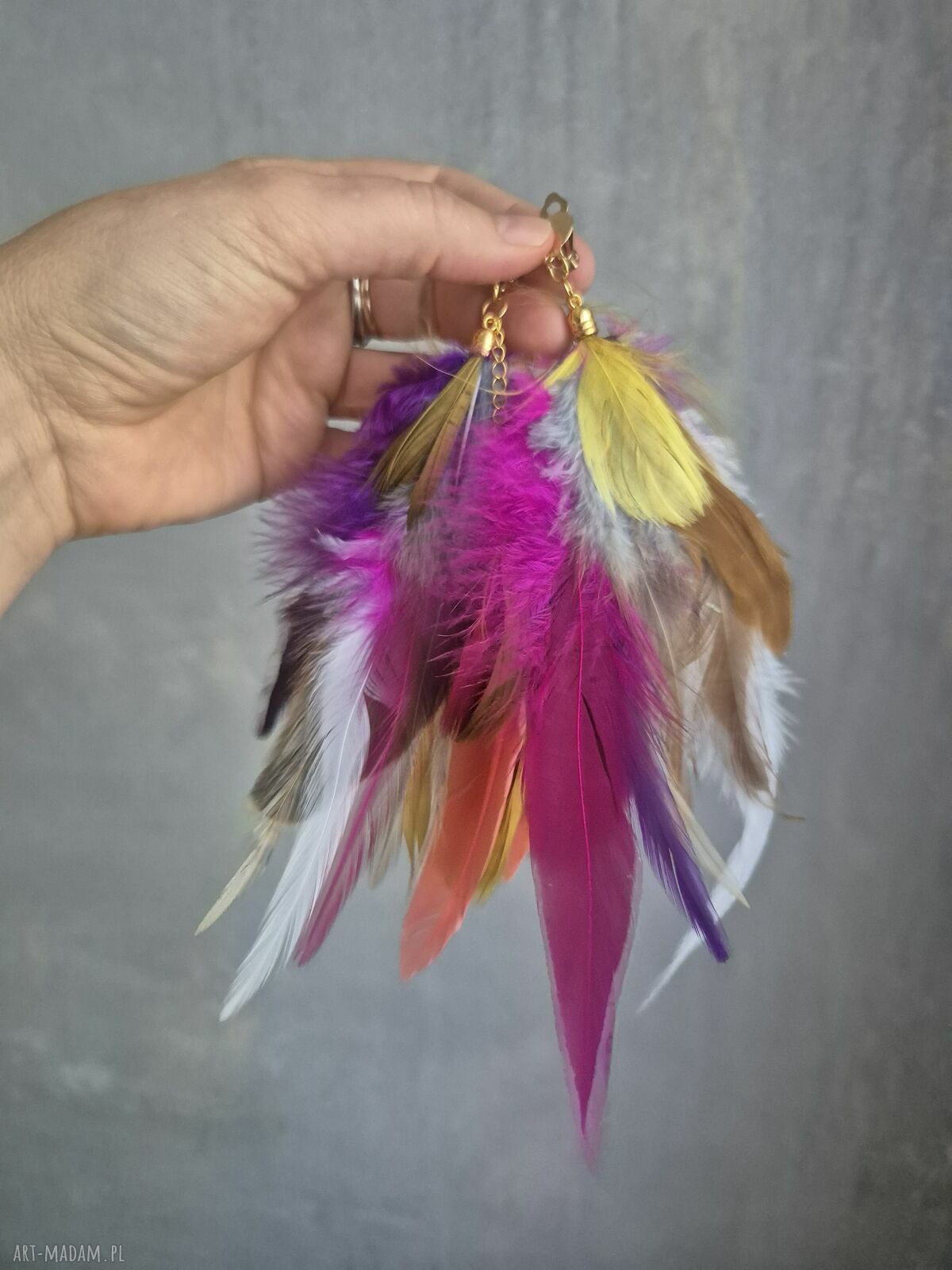 Lekkie kolorowe klipsy z piórami w stylu boho