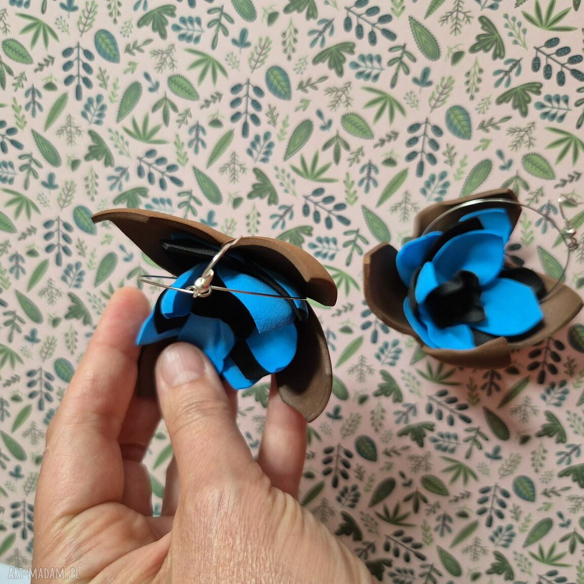 Kolczyki lekkie kwiaty w stylu boho i etno - Frida
