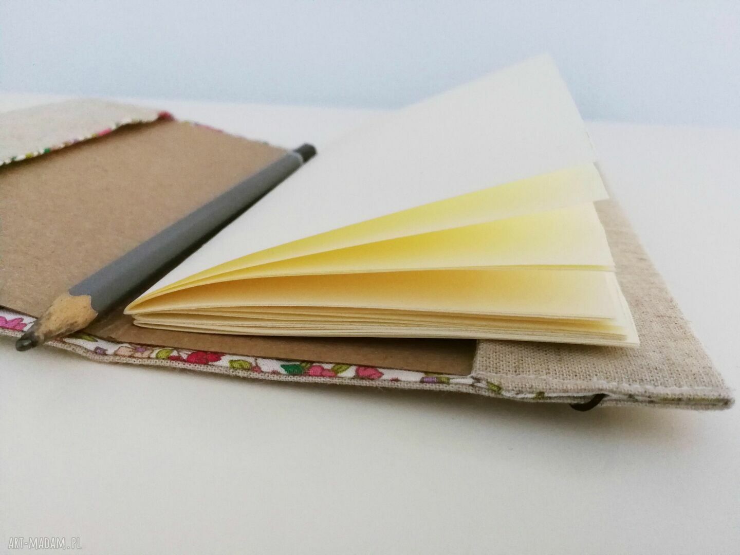 Notes ginko biloba lniany ręcznie haftowany notesik 15x10 cm