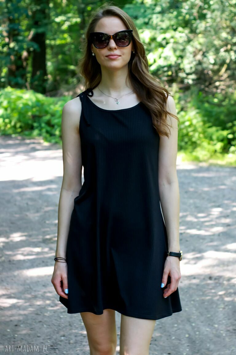 letnia mini sukieneczka wiązana na ramionach kolor czarny ღ 