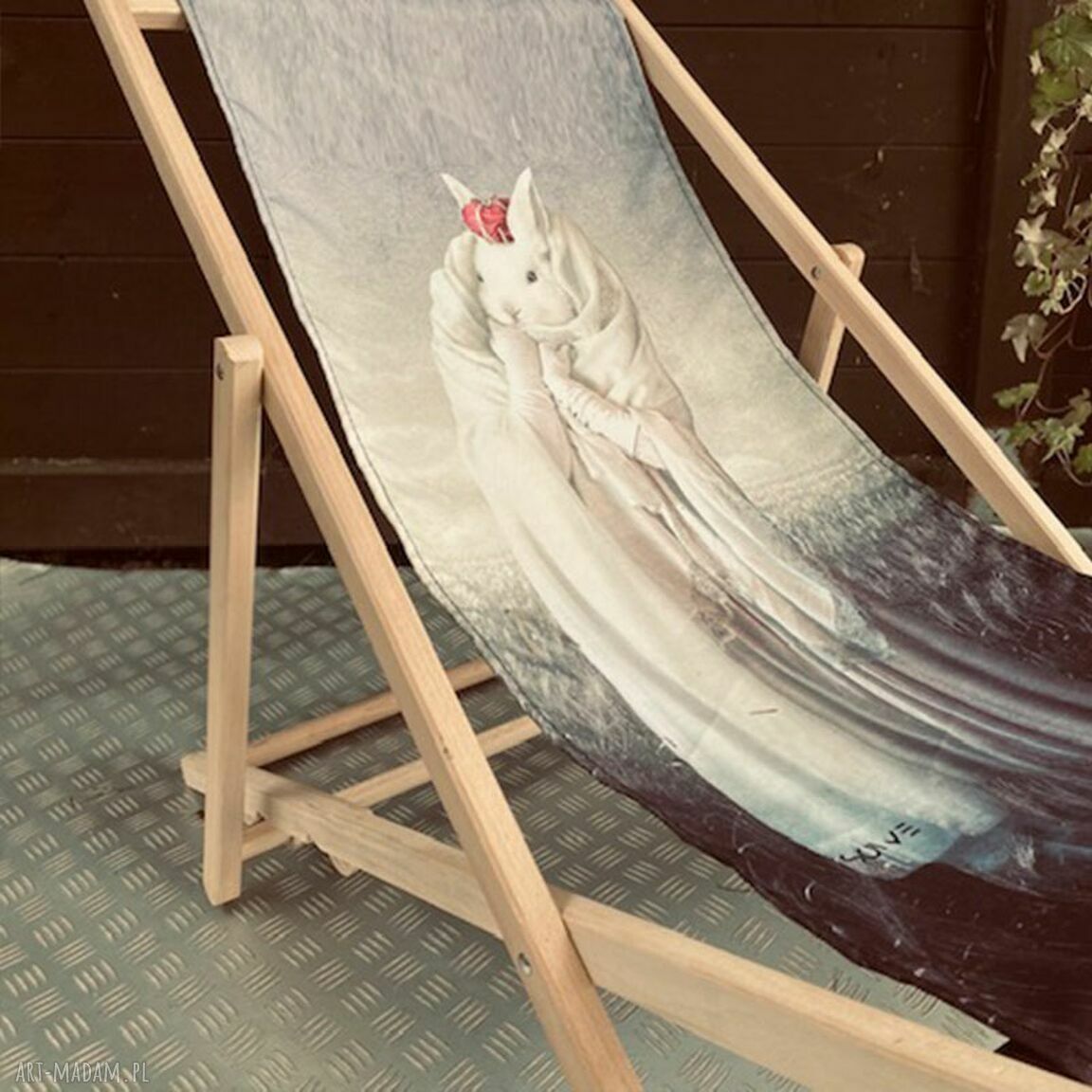 Leżak drewniany Rabbit Queen - relaks w królewskim stylu