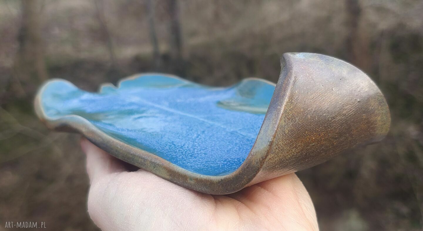 Liść ceramiczny Shiraja - talerzyk jako podstawa na biżuterię
