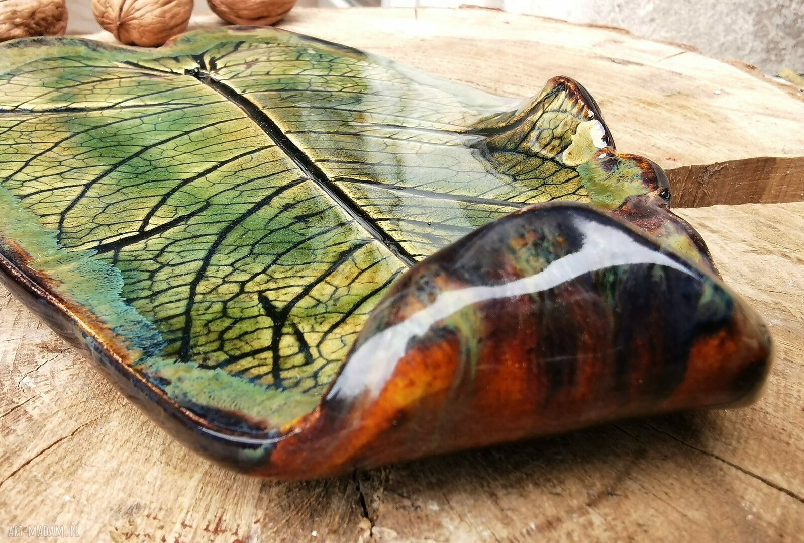 Ceramiczny talerz-patera w kształcie liścia do sushi (c231)