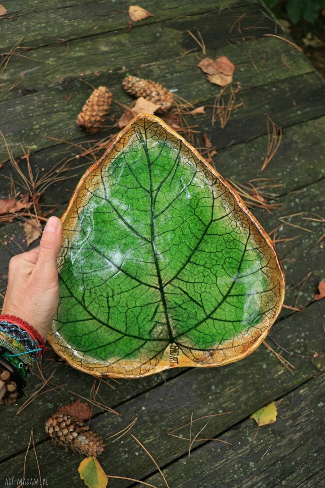 Liść Katalpy - jesienna patera ceramiczna z odciskiem liścia