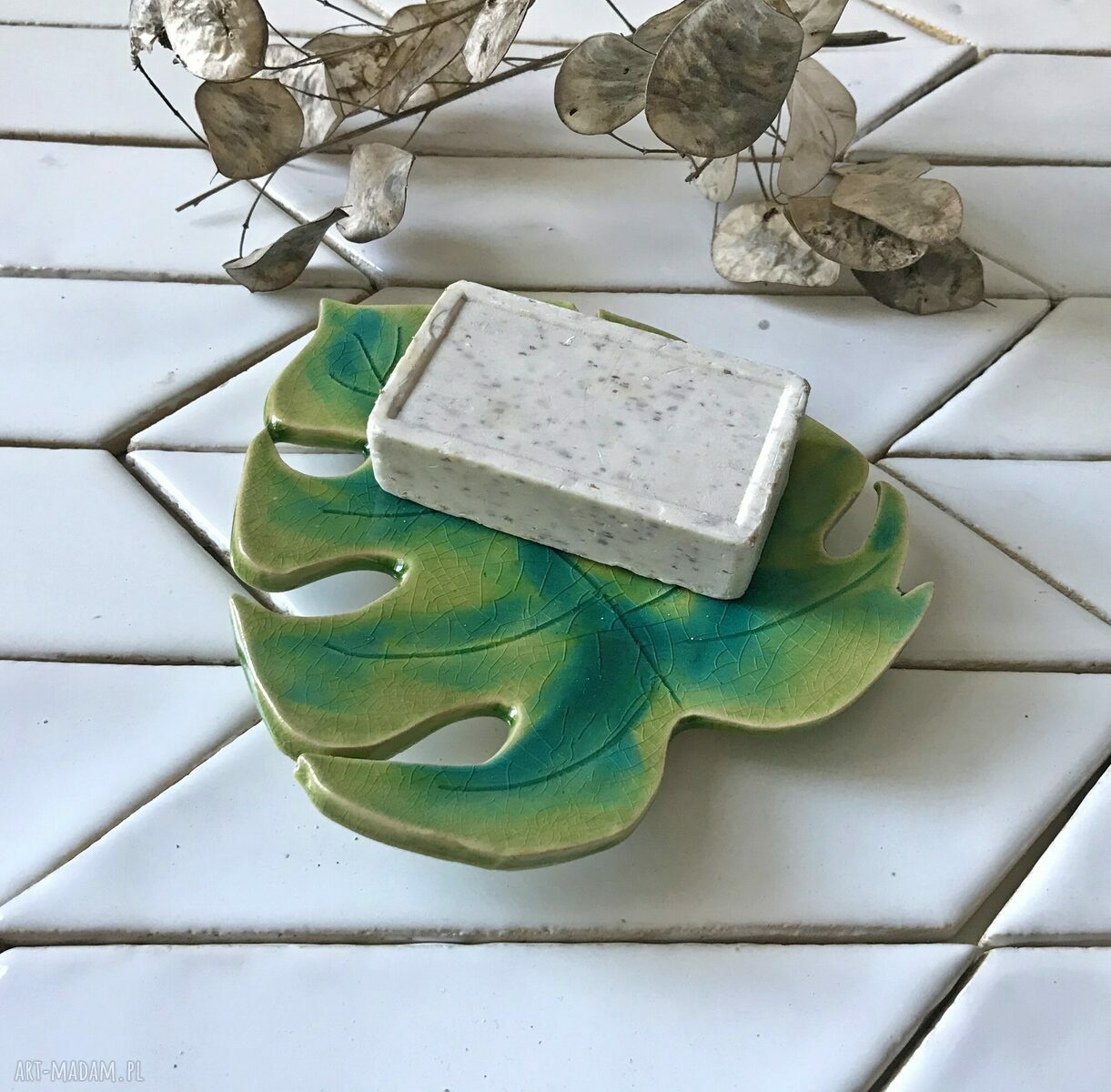 Mydelniczka „Liść monstery” - ceramiczny liść w turkusie i zieleni
