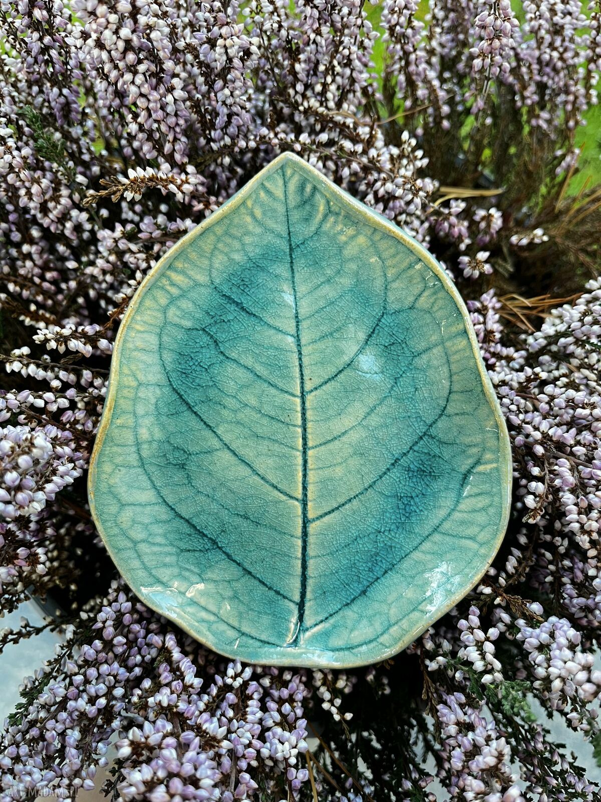 Turkusowy ceramiczny liść na biżuterię i drobiazgi