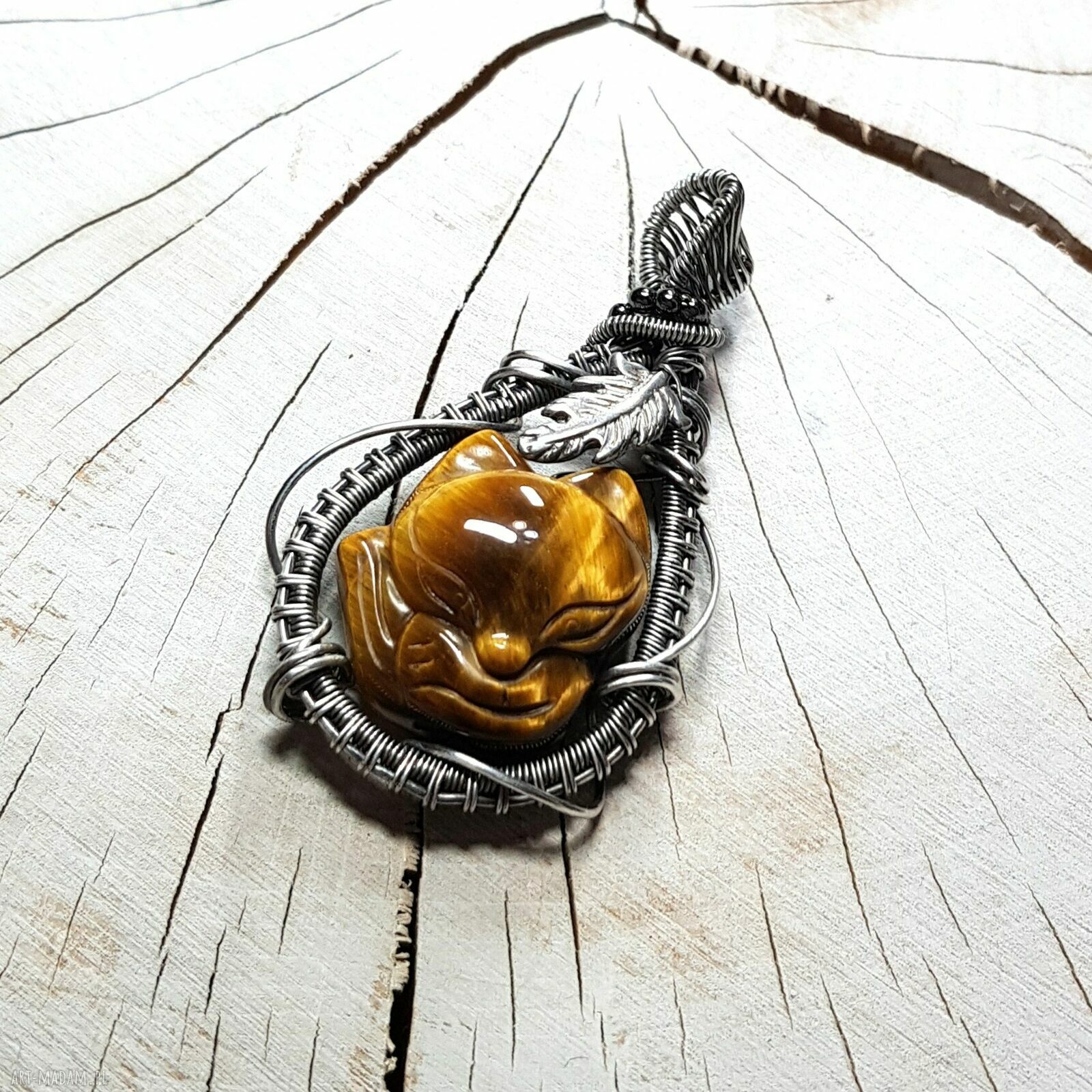 Lisek z tygrysiego oka s223 - ręcznie robiony wisiorek wire wrapping z srebra 999